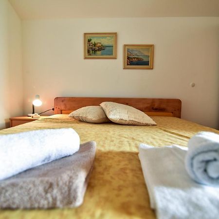 Nena Apartment ซูโกชัน ภายนอก รูปภาพ