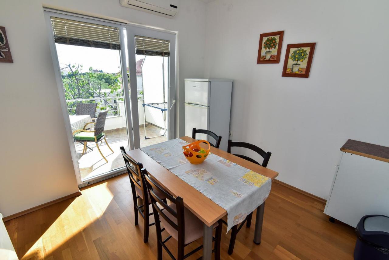 Nena Apartment ซูโกชัน ภายนอก รูปภาพ