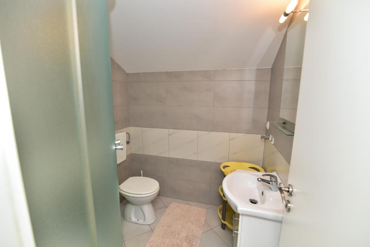 Nena Apartment ซูโกชัน ภายนอก รูปภาพ